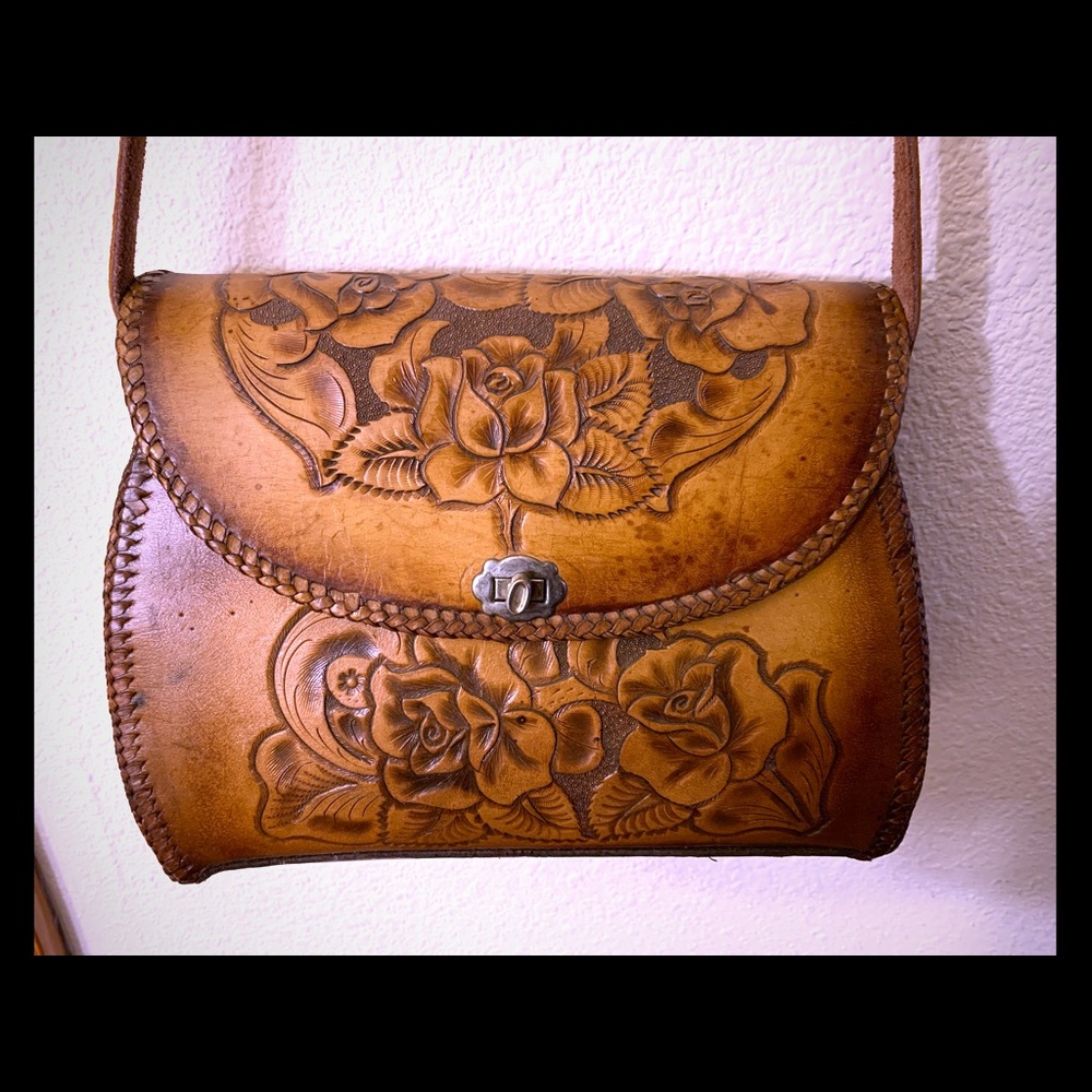 Flower child, vintage tooled leather purse purse